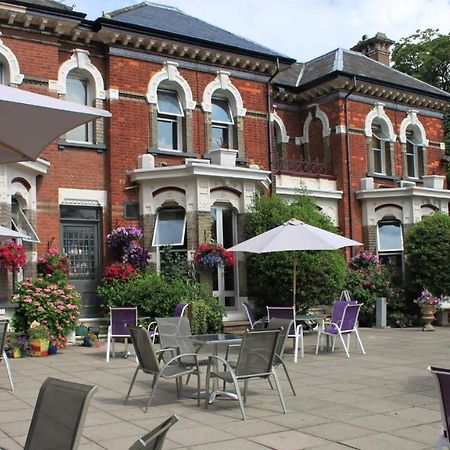 Leaside Hotel Luton  Exterior foto
